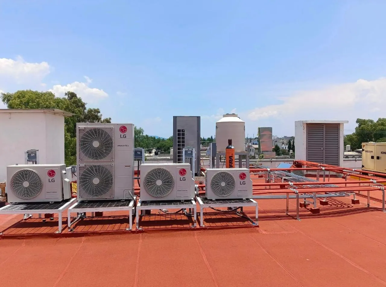 Equipos de aire acondicionado instalados en el Hospital General de Tlaxcala